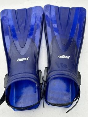 Fluide Blue and Black Swim Fins